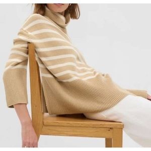 24/7 gap split hem turtleneck beige white